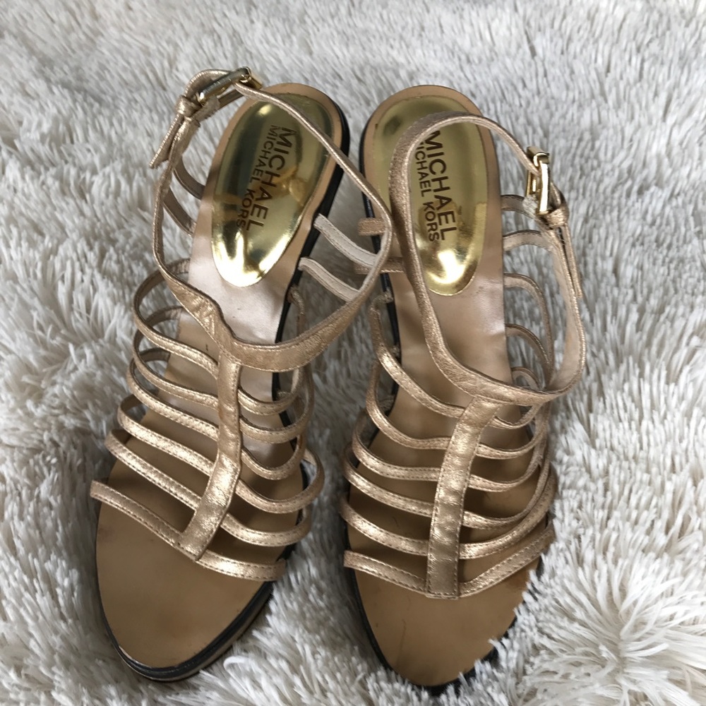 Michael Kors Gold Platform Sandels