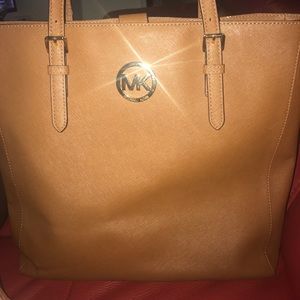 Michael Kors tote