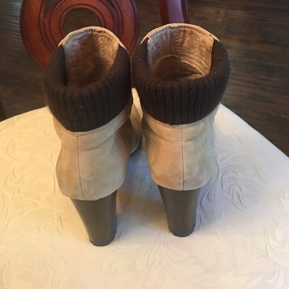 Perfect Fall Booties! - image 3