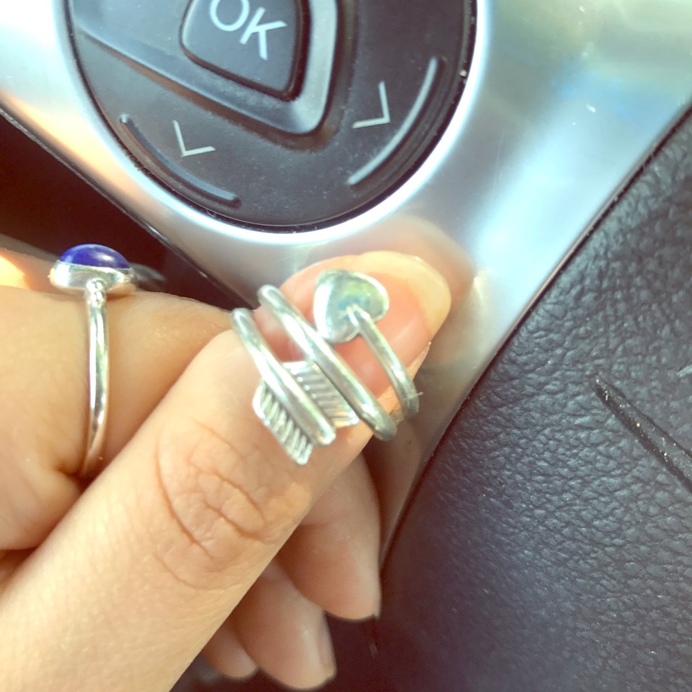 James Avery Heart & Arrow Ring sz 5 1/2