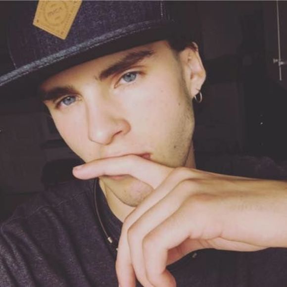 Meet your Posher, Michael - Picture 1 of 1