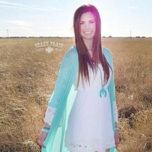 MINT TO BE YOURS DUSTER- BRAND NEW CRAZY TRAIN