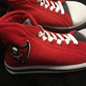 Tampa Bay Buccaneers Slippers
