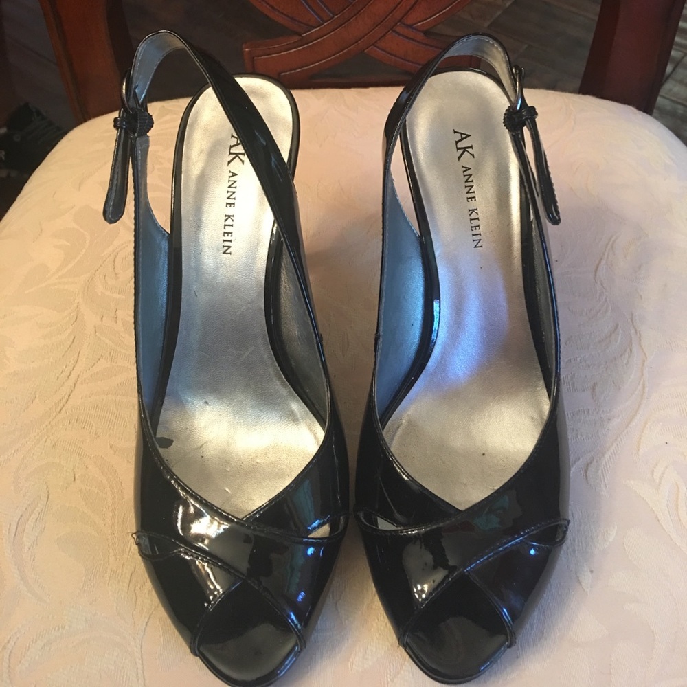 Black heels