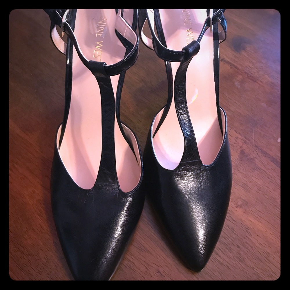 Nine West Black leather T strap heels