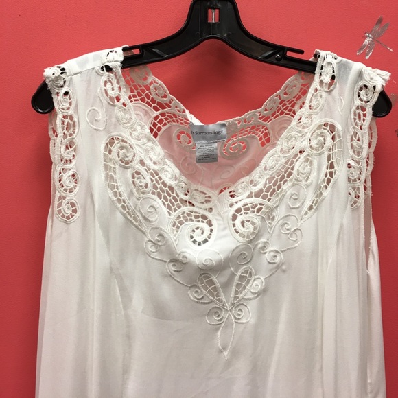 Soft Surroundings Dresses & Skirts - Soft Surroundings White Dress/Slip