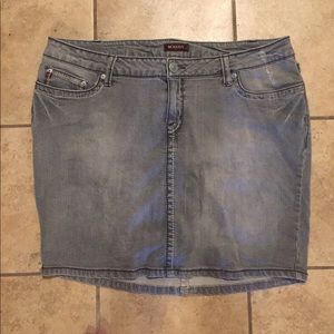 Stretchy Torrid Hotkiss Denim Skirt