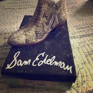 Embossed bootie