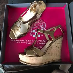 Vince Camuto wedges
