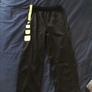 Nike thermafit sweat pants