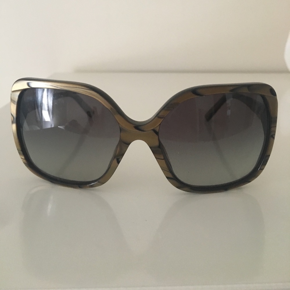 Authentic 👑 Dolce & Gabbana sunglasses