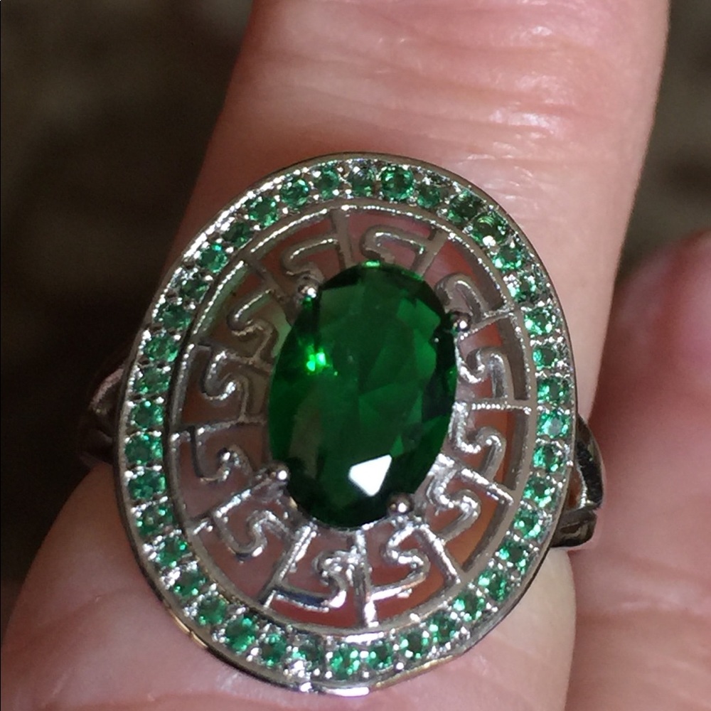 REDUCED-SS 925 Emerald green ring