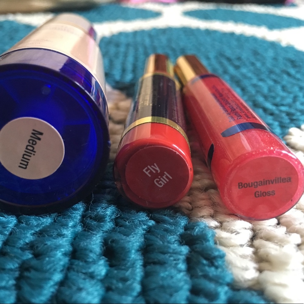 Bundle - Picture 3 of 3