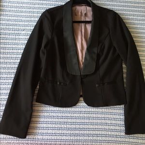 Washable black tuxedo jacket