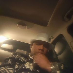 Meet your Posher, Mitchell