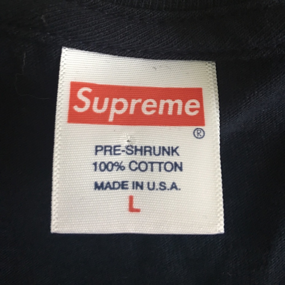 AUTHENTIC Supreme t shirt - Picture 2 of 4