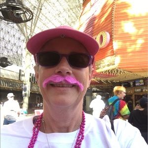 Meet your Posher, Carolyn
