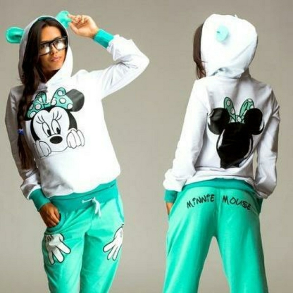Minnie Mouse Sweat Suit