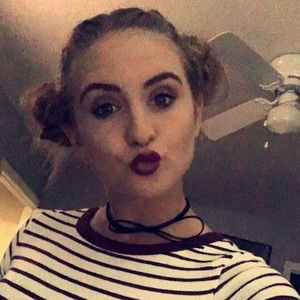 Meet your Posher, Kaylee