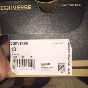 Junior converse BRAND NEW