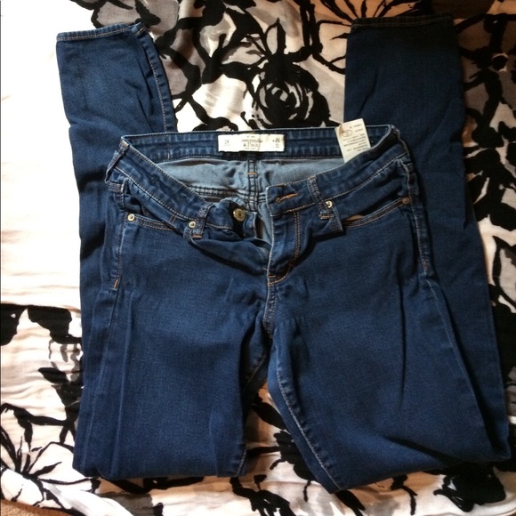 Abercrombie Jeans - Picture 3 of 3