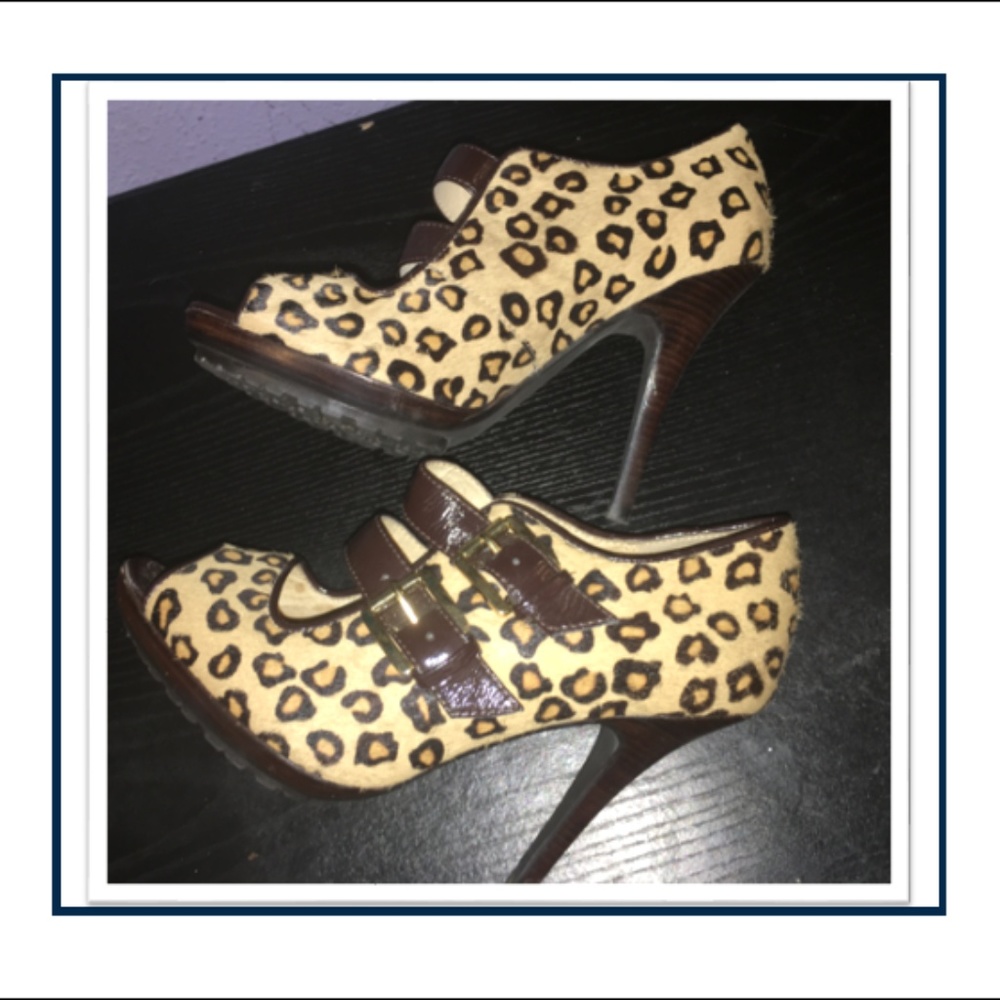 NWOT Michael Kors Open-Toe Leopard Haircalf Pumps