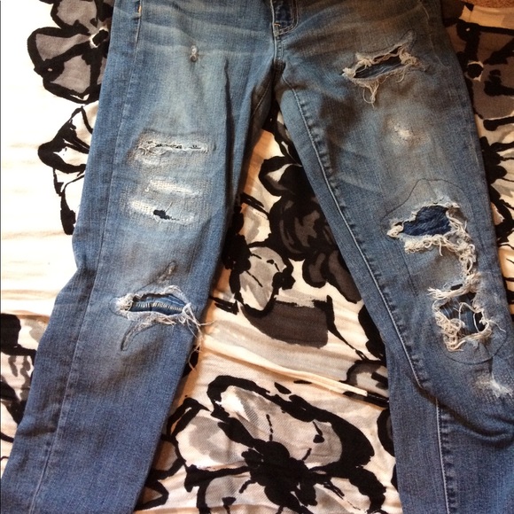 Patched American Eagle Jeans - Picture 5 of 5