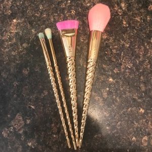 Tarte unicorn 🦄 limited edition brushes