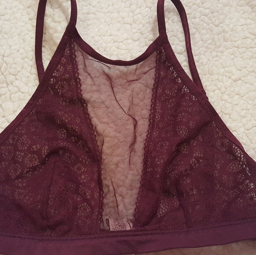 adorable maroon bralette (never worn)
