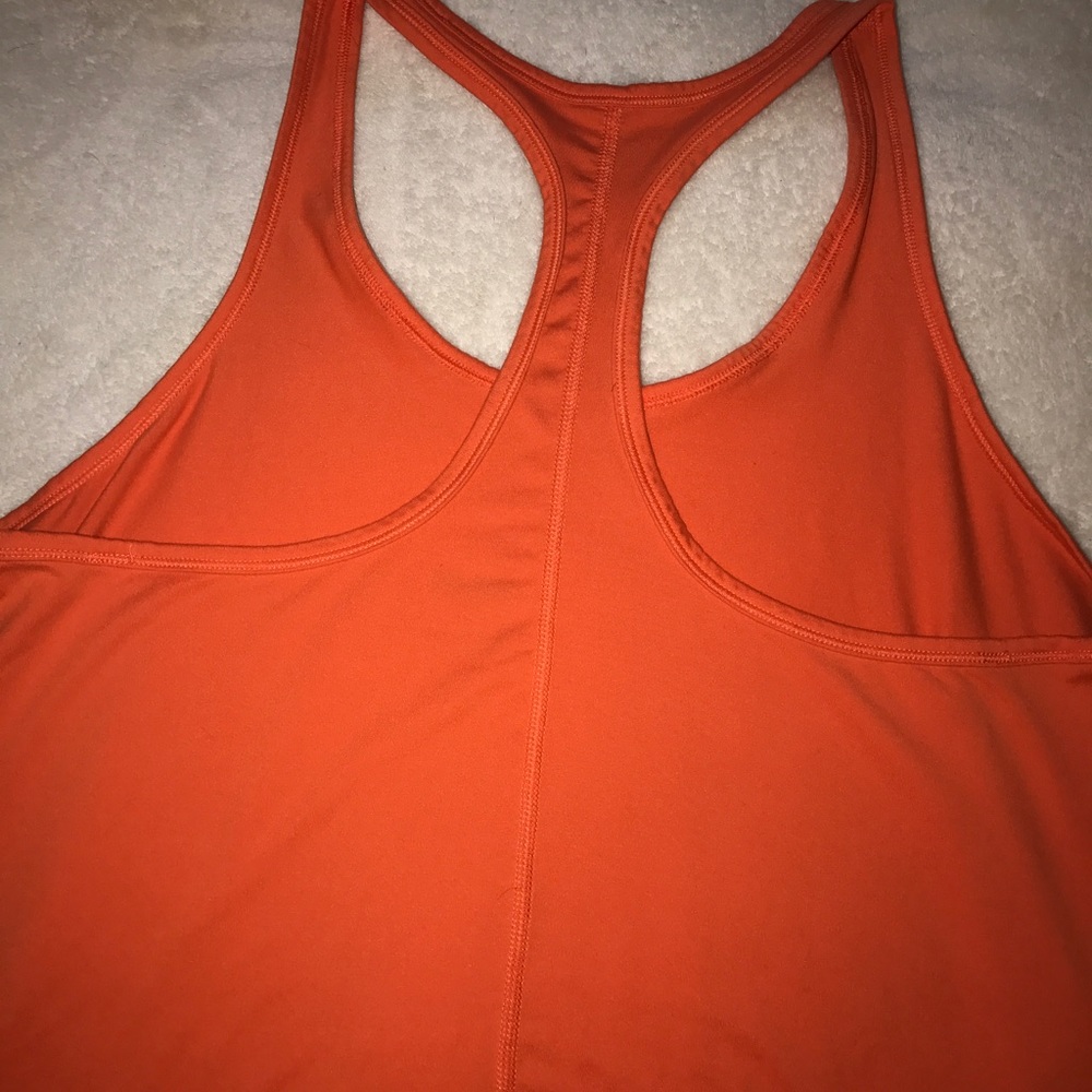 Nike - Picture 4 of 4