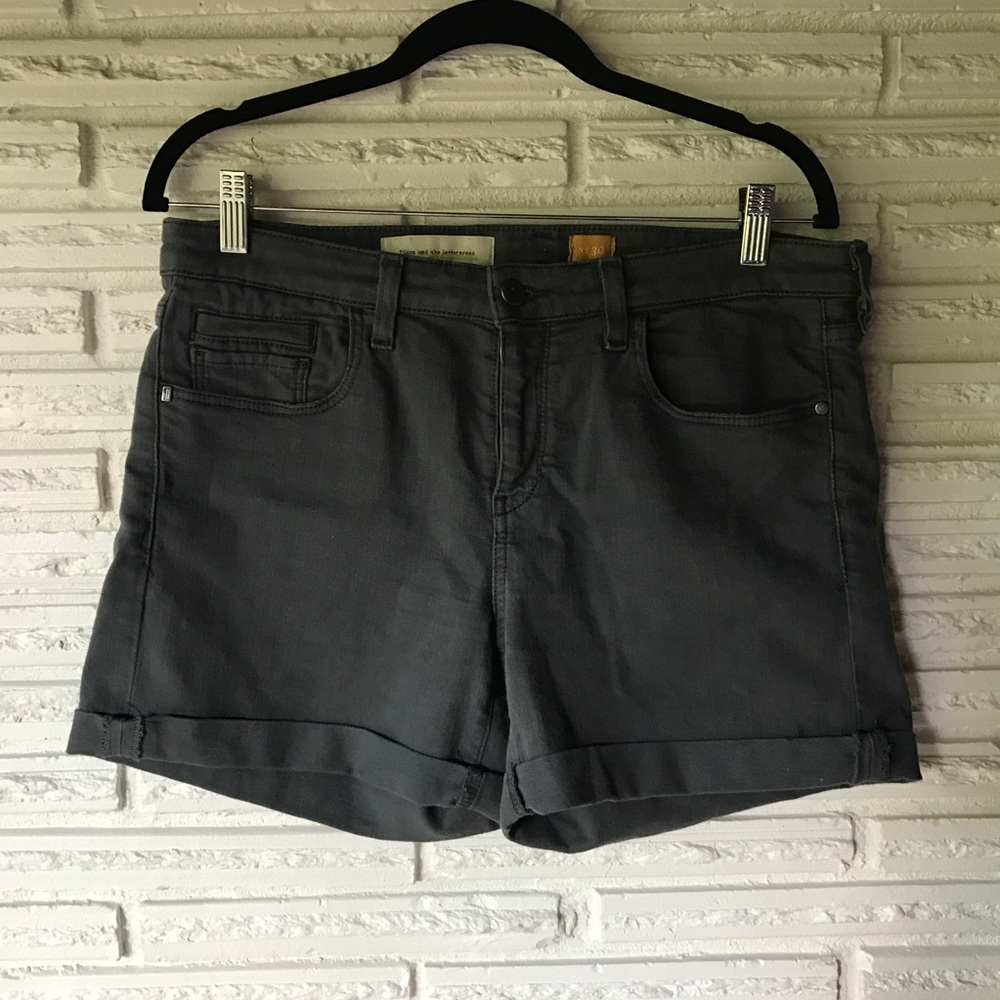 Pilcro & the Letterpress Shorts / Anthropologie