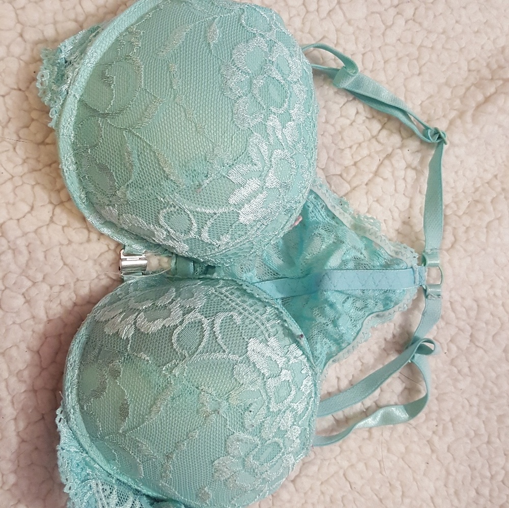 light blue lacey bra/bralette