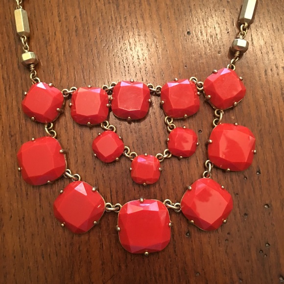 Stella & Dot Olivia Bib Necklace - Picture 3 of 3