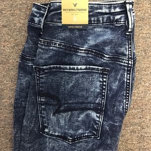 NWT American Eagle High Rise Jeans