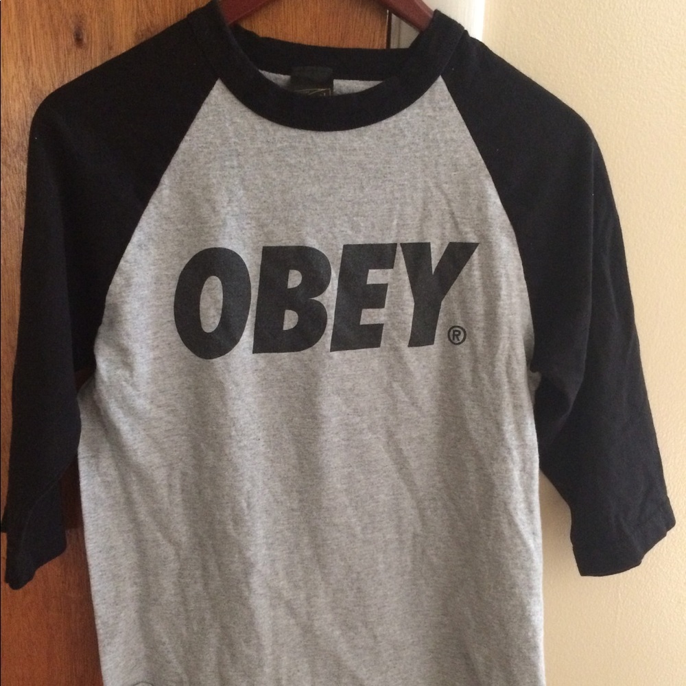 Obey baseball t