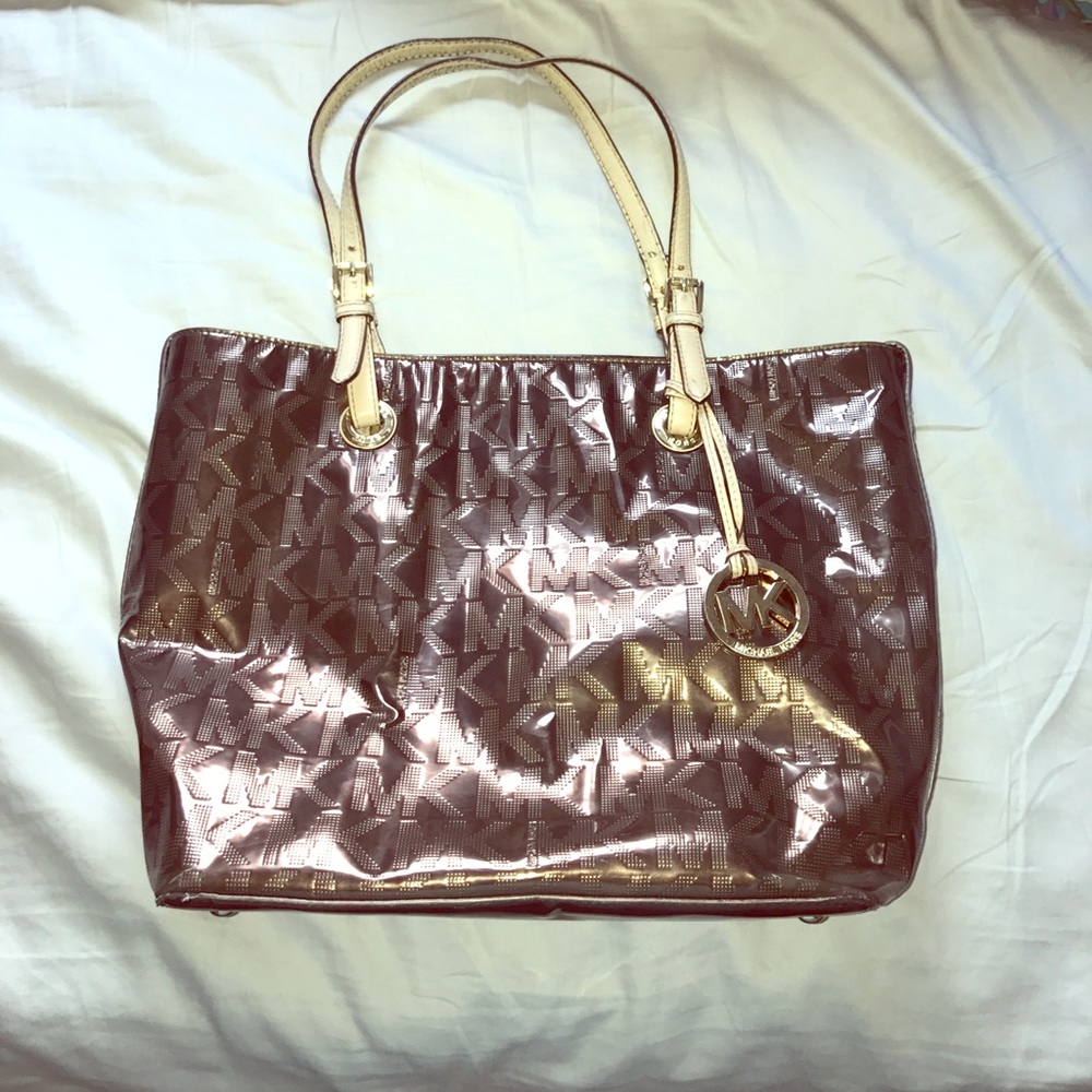 Michael Kors Metallic MK Jet Set Tote