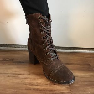 Steve Madden Gretell Boots in Brown