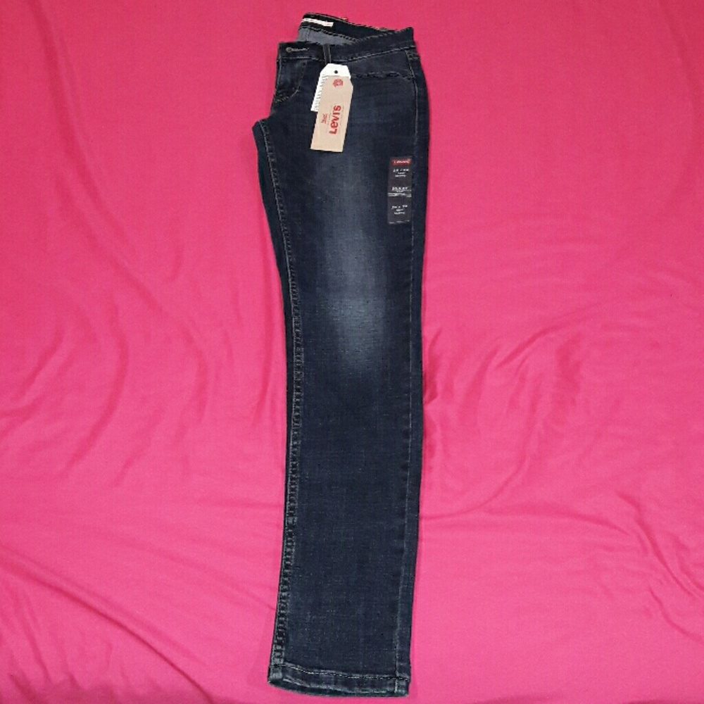 Levi's 524 skinny jeans