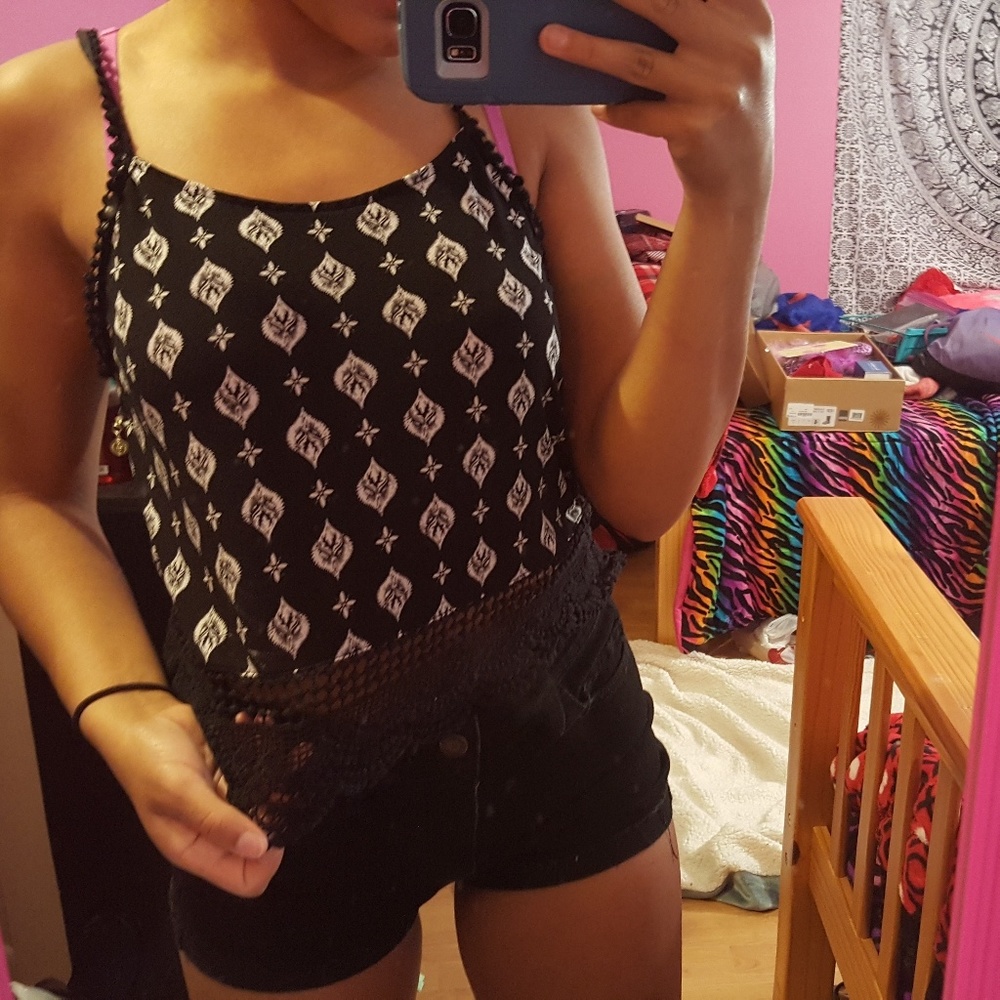 black tank