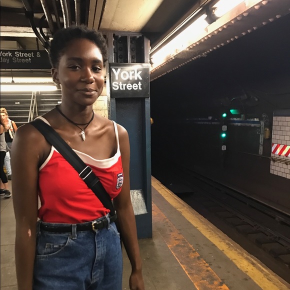 Meet your Posher, Sam - Picture 2 of 2