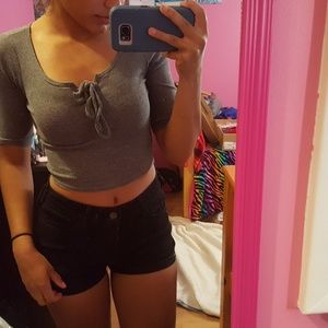 gray crop top