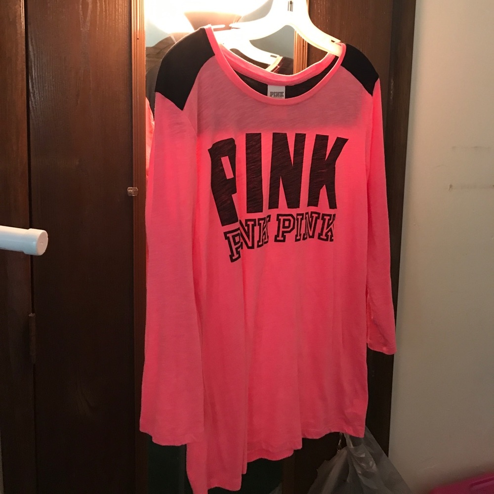 V.S quarter length sleeve fall shirt