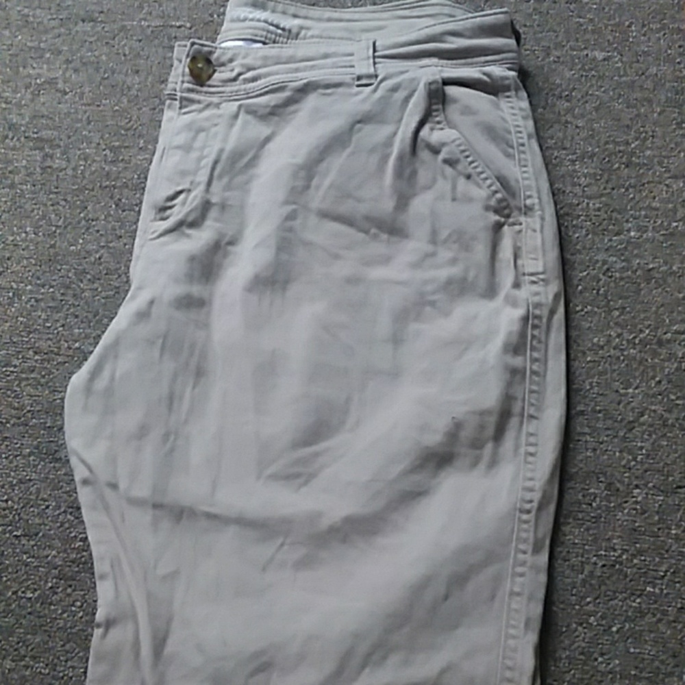 Old Navy Sweetheart Khaki Pants