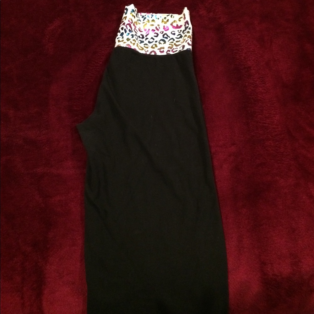 PINK! Crop yoga pants!!