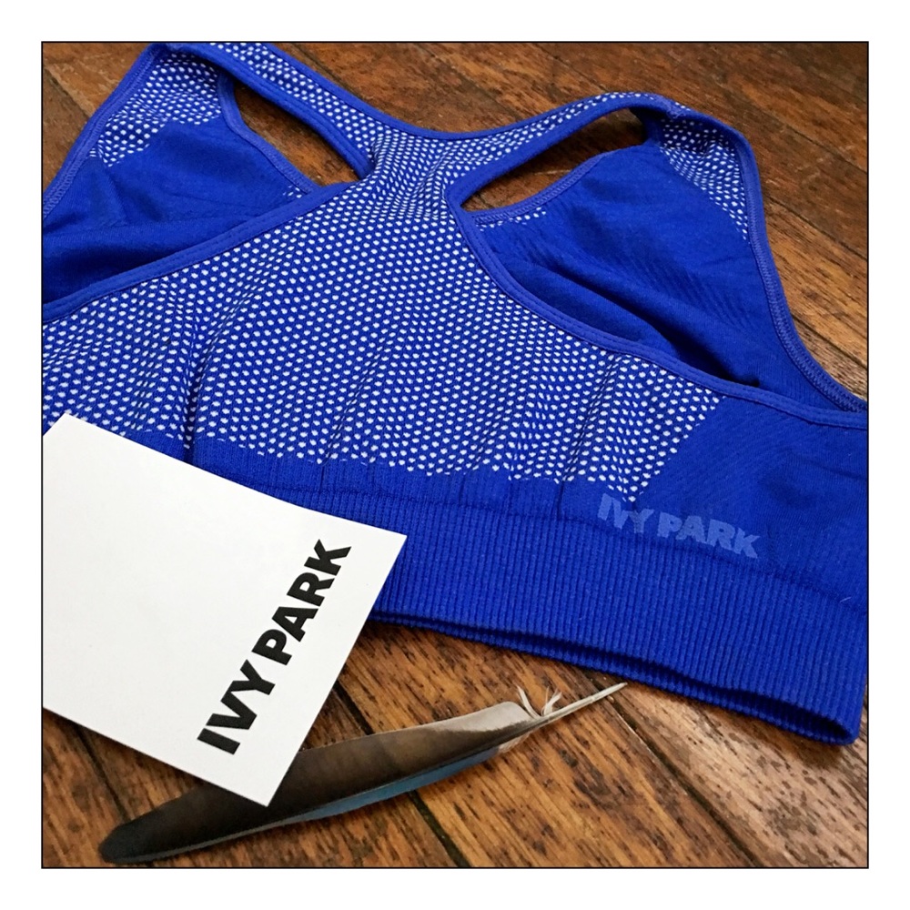 Ivy Park Seamless Racerback Seamless Sports Bra