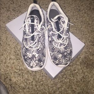 Floral Roshe Runs Worn Twice