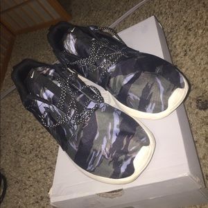 Camp roshe runs very good condition worn twice