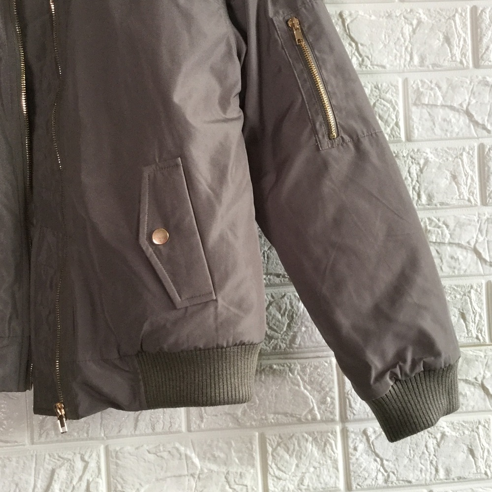 🆕82 Nasty Gal take games bomber jacket - Picture 3 of 4