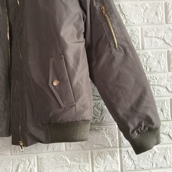 🆕82 Nasty Gal take games bomber jacket - Picture 3 of 4