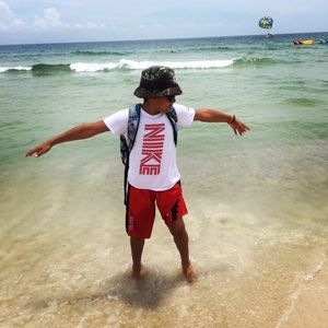 Meet your Posher, Santiago